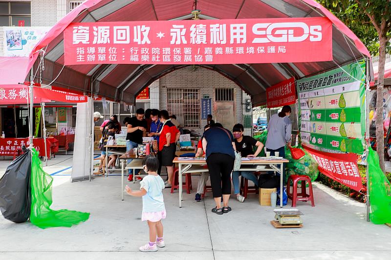 端午包福粽傳樂心 民雄福樂社區包粽做公益-4