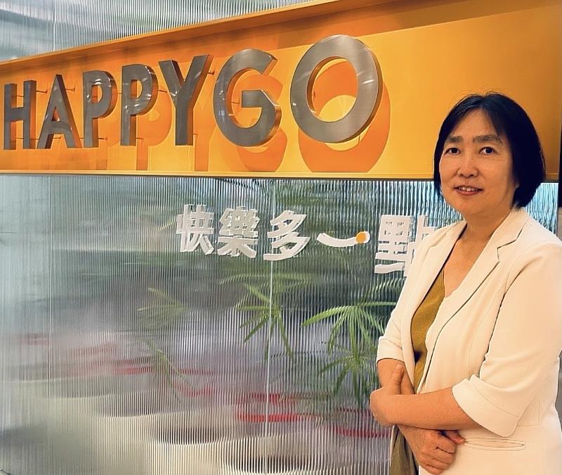 HAPPY GO 鼎鼎聯合行銷總經理梁錦琳表示，HAPPY GO今年攜手智慧開店平台龍頭SHOPLINE，導入全新開發的平台式服務，洞察關鍵消費者的數據變化並結合AI智慧應用。