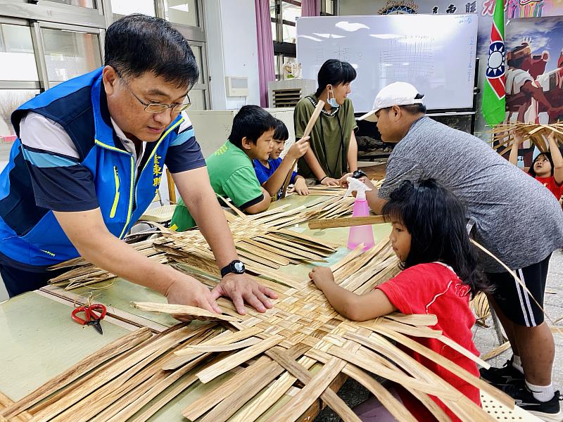 112年臺東縣救國團「愛．分享」聚光計畫 前進布農原鄉~攜手加拿國小學童圓夢