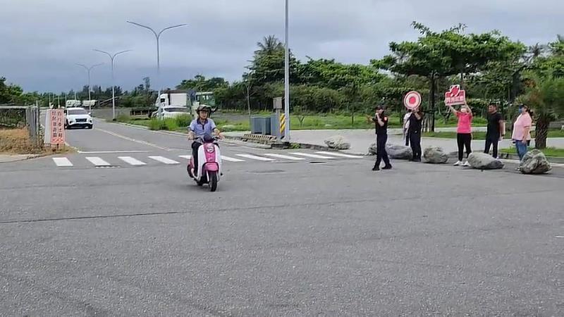 罰單不再來 臺東縣警局科技執法正確駕駛實地交通宣導
