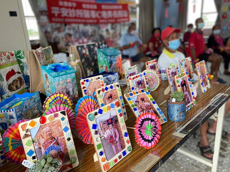 「袋袋相傳」慶端午 醫事C長照樂開懷