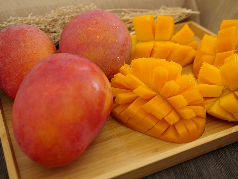 芒果鮮食或入菜開胃消暑