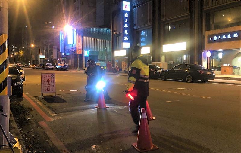 環保局為再提升成效，除今年將再增3處固定式聲音照相外，自3月起增加每月夜間攔查次數
