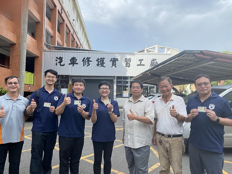 車輛保養中心3名人員參與本次訓練，並於6月19日全員通過測驗取得「汽車修護丙級技術士」專業證照。