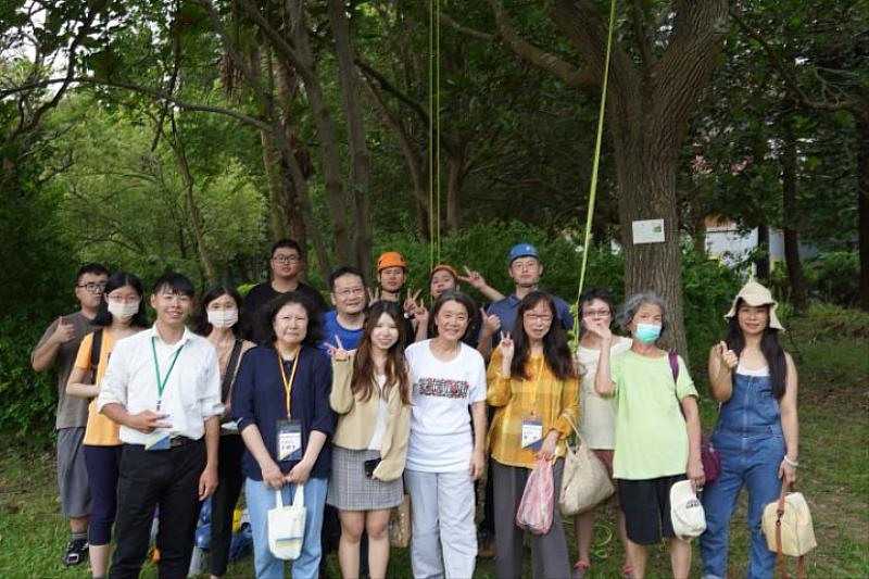 中華大學觀光學院新生歡迎會，讓新生和家長感受學校的創意與熱情。