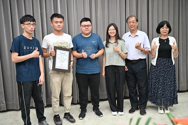 奇景盃頒獎典禮-最佳團隊_嘉義大學電機系