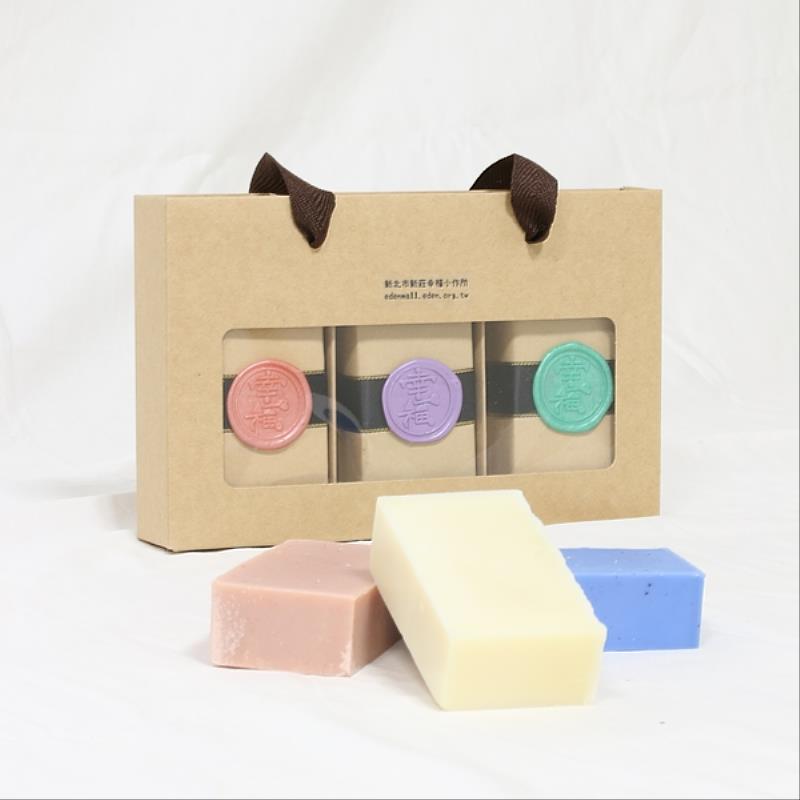 新莊幸福小作所手工香皂開賣啦，有興趣的民眾歡迎上伊甸基金會公益mall上購買。