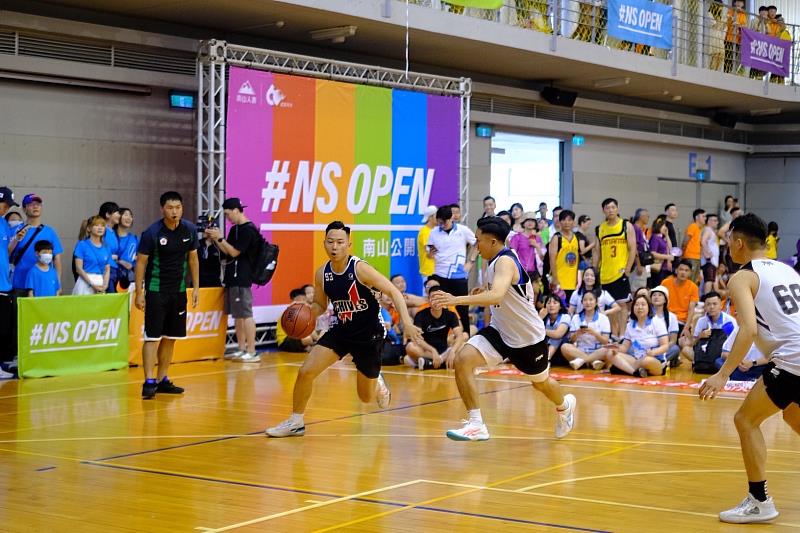 圖說：南山人壽舉辦「NS OPEN南山公開賽」，籃球三對三火熱開打。