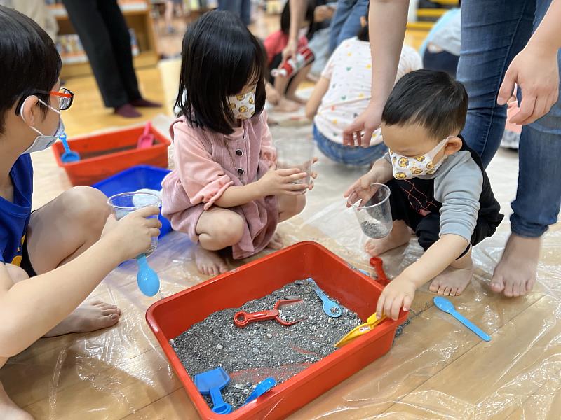 「土壤及地下水繪本親子說故事」活動又來囉！ 即日起開始報名 限額20組全程免費 歡迎親子一同參與