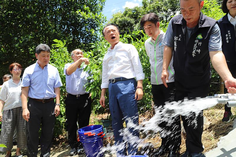 嘉縣首例擴大灌溉 竹崎桃源村百噸蓄水池一期完工