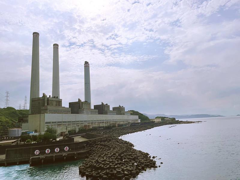 環保署已釐清，「基隆市水產動植物保育區」為非屬環保署主管法規之爭點，屬基隆市政府依漁業法規定進行之審查，屆時仍須由開發單位及目的事業主管機關（經濟部）釐清說明，並依該法規辦理。圖為台電協和電廠。