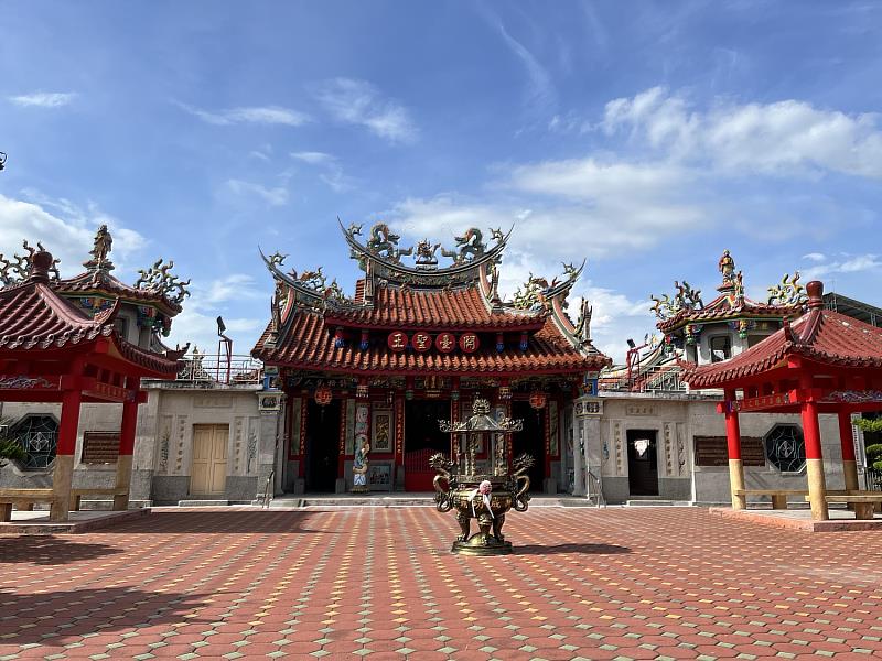 麟洛鄉開拓至今已超過300年，歷經先民胼手胝足經營，營造獨特的聚落空間與文化