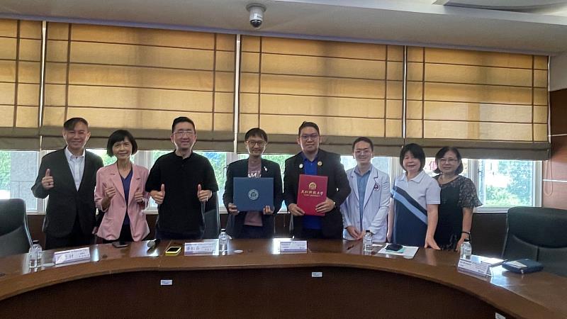 大仁科技大學與宿霧醫學大學簽署合作協定 開啟台菲藥護教育合作新契機