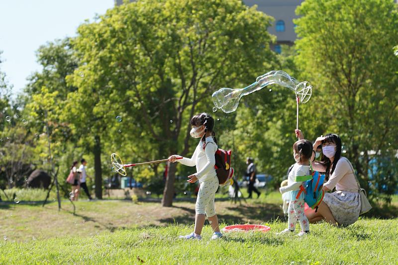 東興圳景觀公園榮獲國家卓越建設獎金質獎