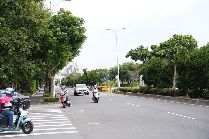 興隆路一段與台科路交叉口附近設置