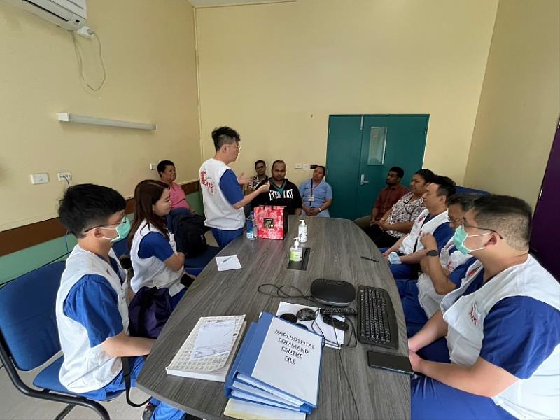 馬偕醫療團與楠迪醫院醫護人員進行意見交流