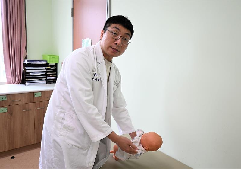 郭峻瑋醫師建議，善用預防保健服務，可及時察覺孩子身體異狀