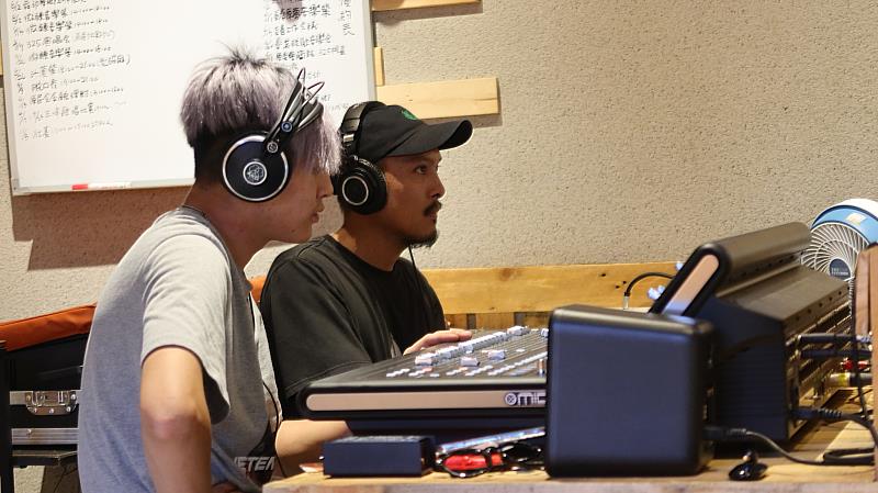 「原夢舞台.巨星誕生」培訓活動為推動新竹縣原住民樂舞表演產業發展,鼓勵族人投入原鄉樂舞創作及展演活動。