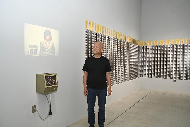 藝術家謝德慶與其作品〈一年行為表演1980-1981〉