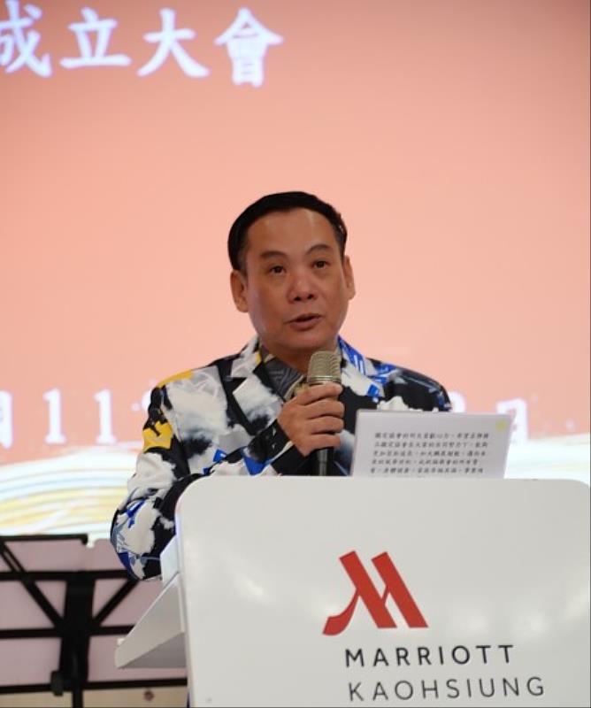 （圖）中華民國名牌精品鑑定協會首屆吳英元理事長發表致詞