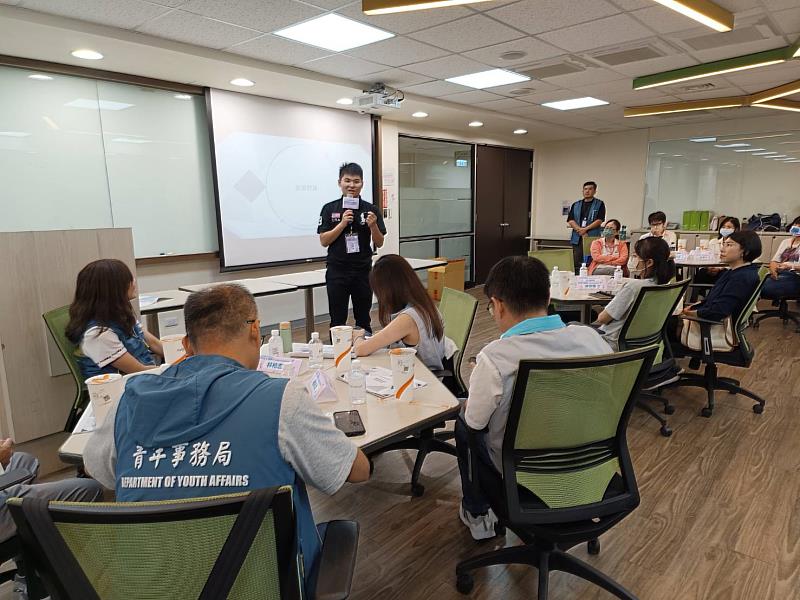 竹市青年委員沈軍廷分享