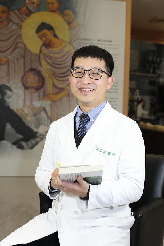 內科加護病房主治醫師莊立良，在第一時間聯想到檢驗自體免疫疾病，讓病人及早正確治療。