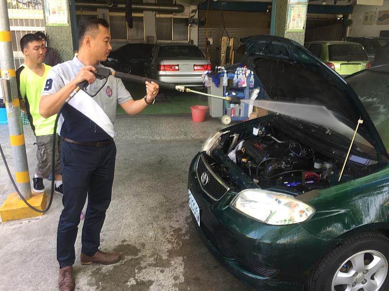 汽車美容鍍膜創業班熱烈招生中