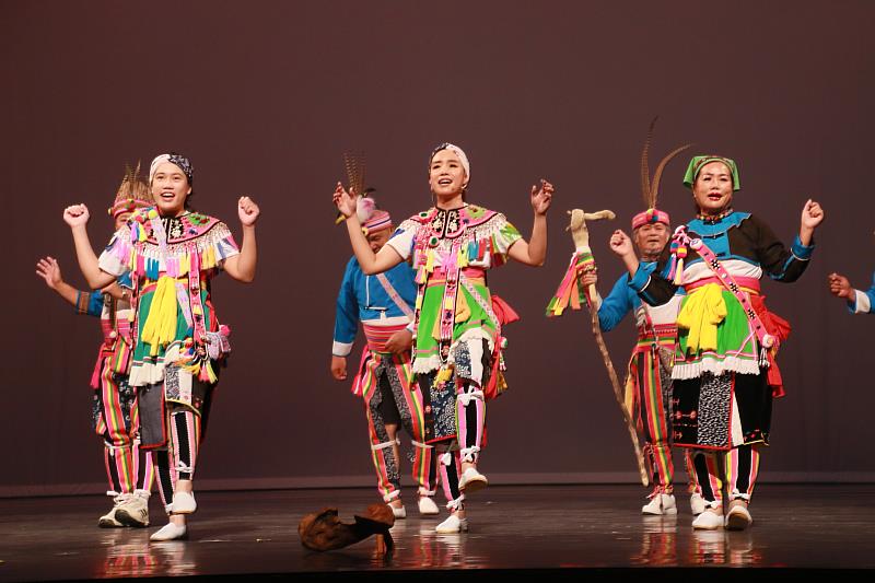 臺東傑出演藝團隊頒獎典禮暨聯合展演 頒發總獎金80萬元 縣府持續優質團隊推廣