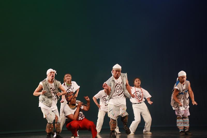臺東傑出演藝團隊頒獎典禮暨聯合展演 頒發總獎金80萬元 縣府持續優質團隊推廣