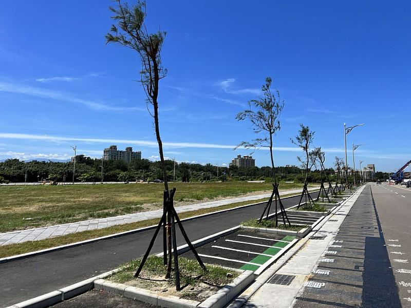 串接竹市河海綠色旅遊斷點 新竹漁港自行車道改善完成