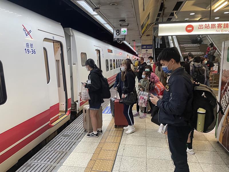 臺東縣中秋返鄉專車8/31零時開賣 明年起返鄉專車服務將走入歷史