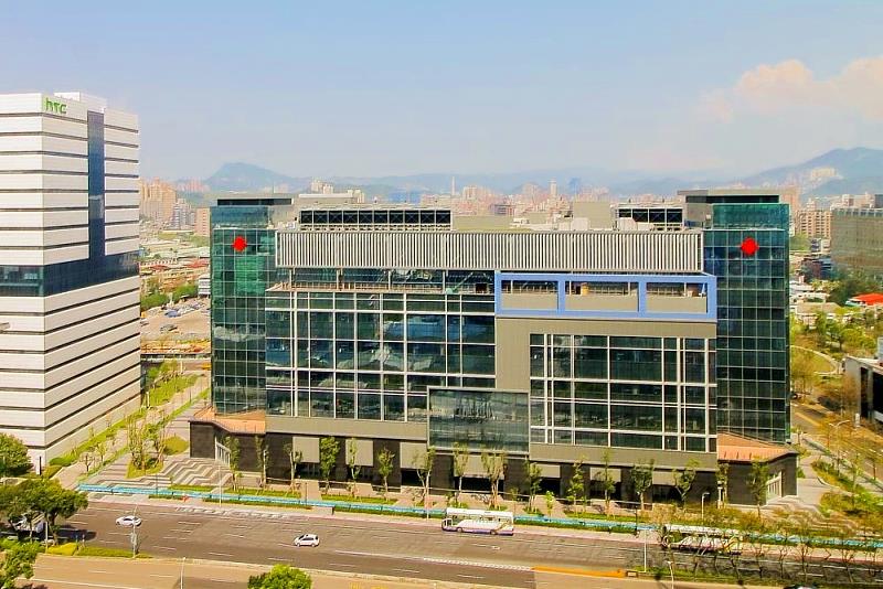 永慶房產集團統計近二年全台新開幕或即將開幕的百貨商場周邊交易價量市況，新店裕隆城交易最火熱，平均天天有成交！(房市示意圖)