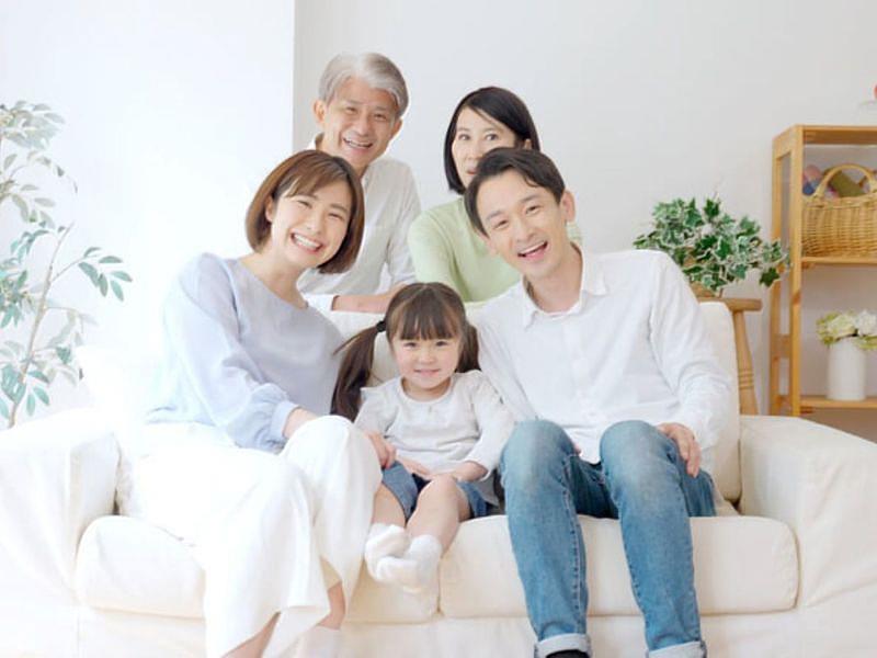 全家人健康燦爛笑容。圖/有你共創 網路圖庫提供