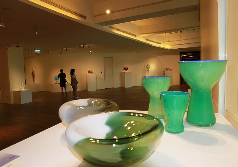 元培限定玻璃展「遊矽旅程」黃瓊儀將生活感動藝術化