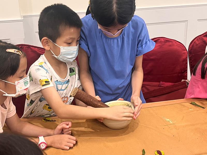客家委員會-2023學生講課暑期夏令營 112年『好食好尞講(say)客話兒童暑期夏令營』客語薪傳樂一夏