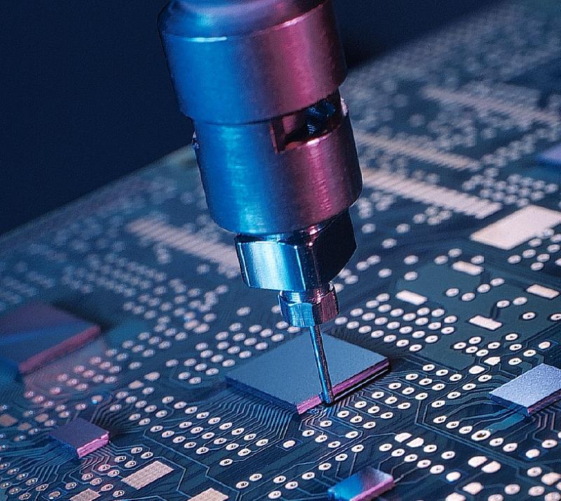 漢高的晶片接著劑產品組合、底部填充材料，引領半導體封裝設計創新。