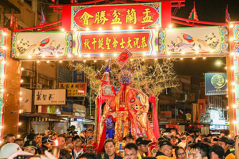 大士爺祭最終日 嘉義縣副縣長劉培東護送神尊昇天-2