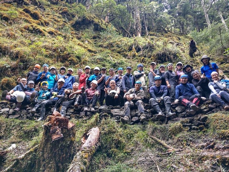 歷年嘉明湖手作步道工作假期合照