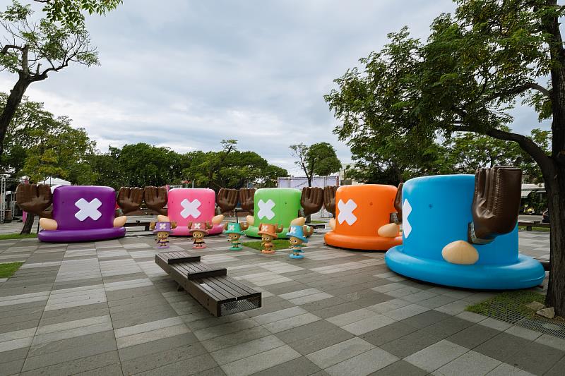 喬巴超人與喬巴超人帽子氣球