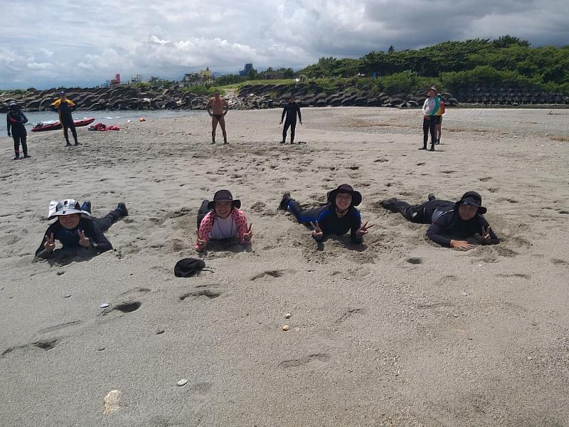 救生裁判講習-沙灘救生競速比賽。