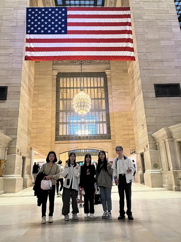 崑大實習生前往美國各機構參訪