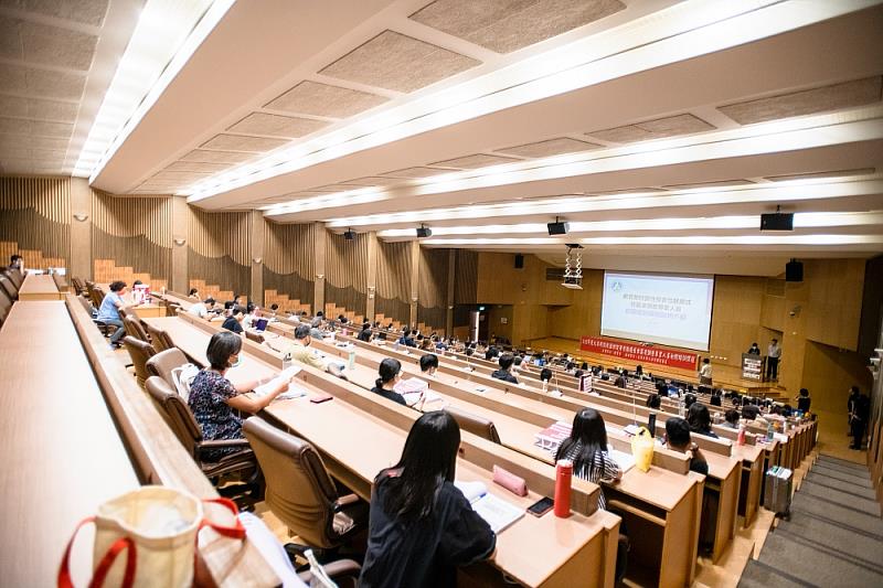 共有120位大專校院教育人員報名參加此課程
