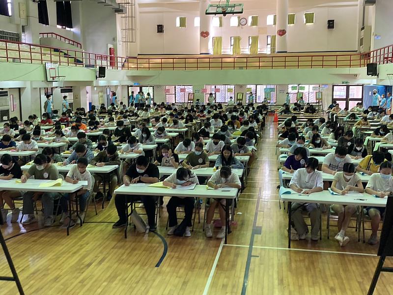竹東國小賽場 -國語字音字形各組競賽過程