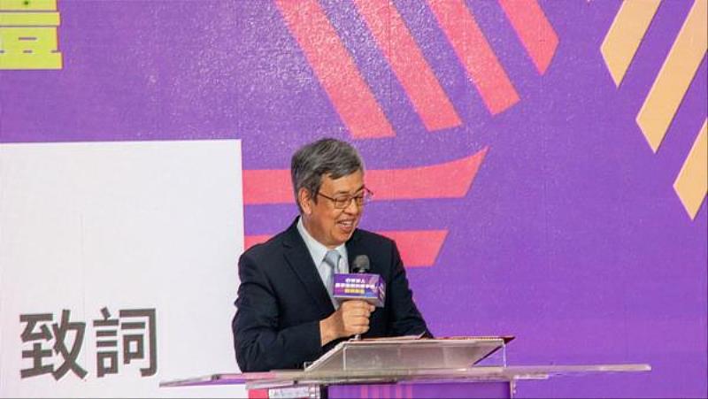 行政院院長陳建仁於「國家運動科學中心」揭牌典禮中致詞之情形。
