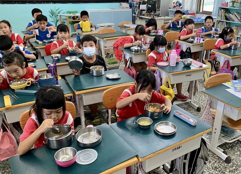 進口蛋風波持續延燒 東縣今日再查檢自設廚房學校午餐 均未使用液蛋
