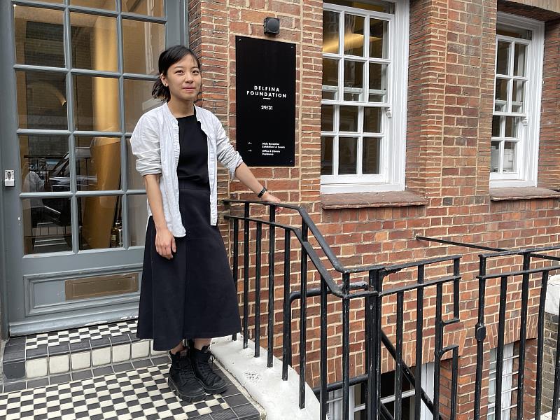 臺灣藝術家李紫彤受文化部駐英國代表處文化組及黛芬娜基金會邀請駐村