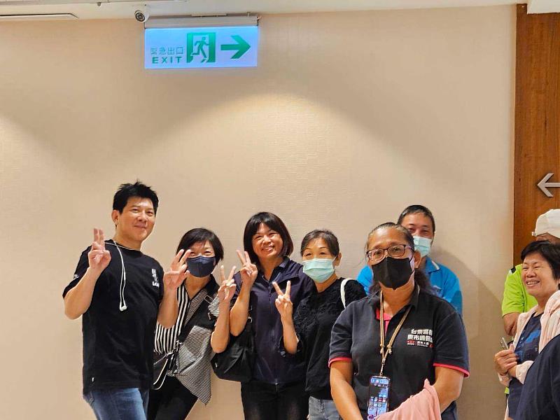 臺東「秀給你看」幸福電影院嘉惠績優志工 感謝平日無私奉獻