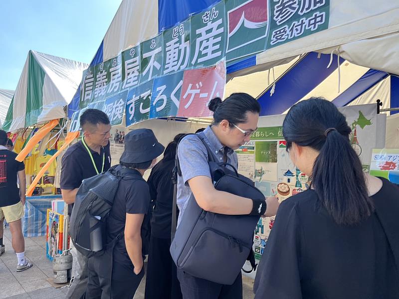 信義房屋不動產株式會社日前在上野公園向日本民眾展示信義房屋的永續軟實力。