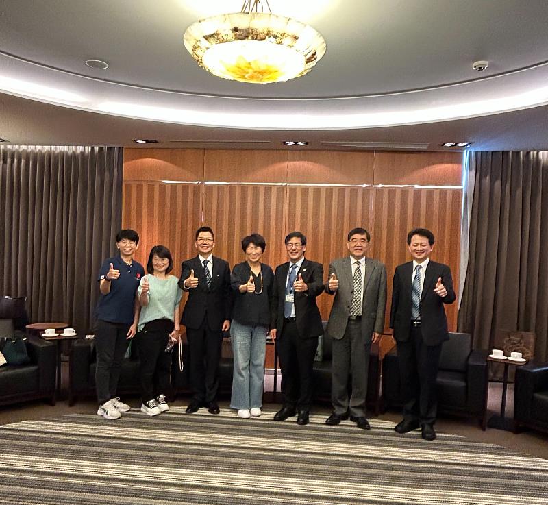 縣長饒慶鈴率團隊拜訪高醫董事長、新任院長及團隊 攜手提升臺東醫療品質