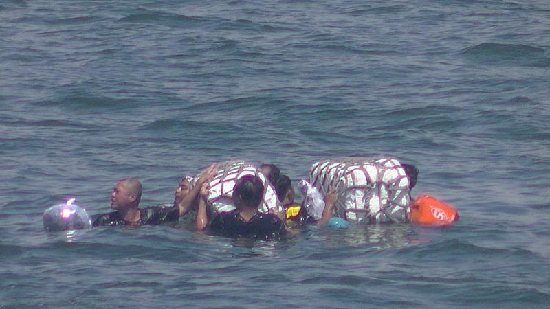 漁船失火救援過程